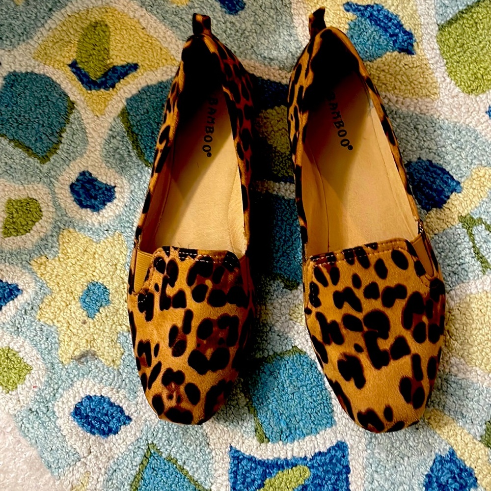 Bamboo flat shoes